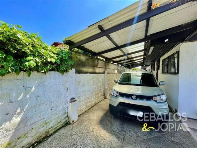 Casas en arriendo en Villa Alemana | Casa en arriendo de 7 dorm. En Villa Alemana 7 dormitorios por CLP 950000.00