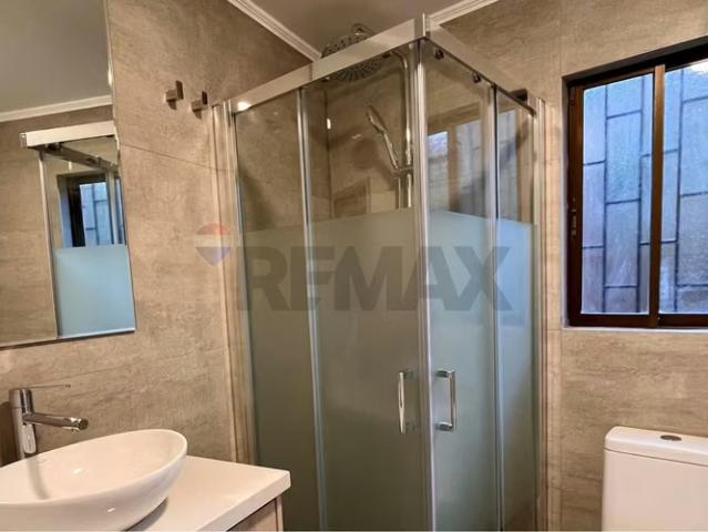Casas en arriendo en Viña del Mar | Se arriendo renovada casa en recreo 4 dormitorios por CLP 1300. 00