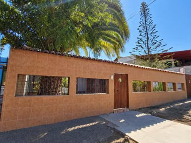 Casas en arriendo en Antofagasta | Se arrienda casa de 452 mts ² Empresas 5 dormitorios por CLP 1800. 00