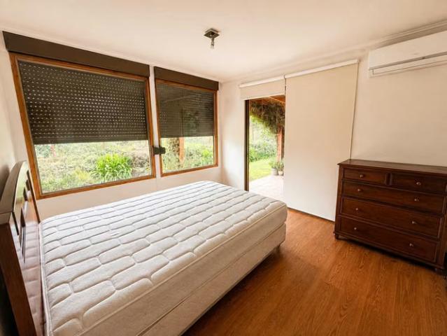 Casas en arriendo en Buin | Amplia Casa Familiar con Jardín Privado 1785 dormitorios por CLP 1400. 00