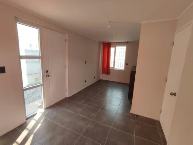 Casas en arriendo en Buin | Arriendo propiedad 2D 2B Umbrales de Buin 2 dormitorios por CLP 485000.00
