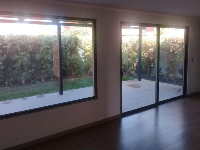 Casas en arriendo en buin | hermosa casa en valles la araucarias en buin 3 dormitorios por clf 22.00