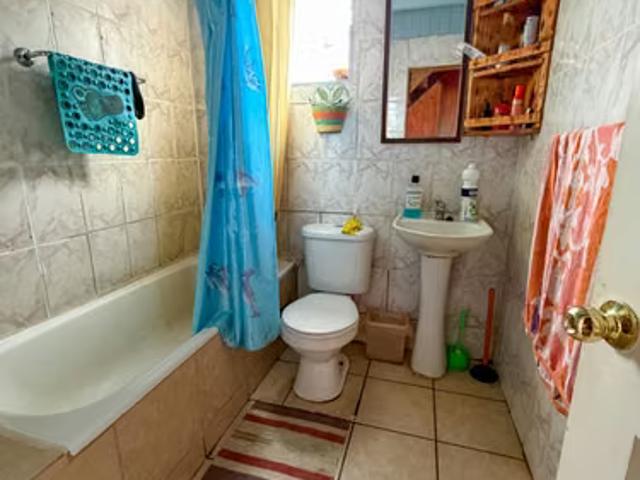 Casas en arriendo en bulnes | arreindo propiedad amplia buen estado 1 dormitorios por clp 250000.00
