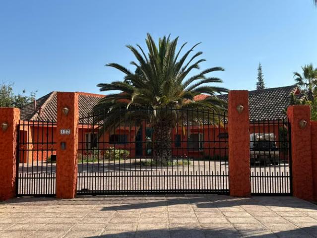 Casas en arriendo en Calera de Tango | Casa en Arriendo Espectacular Parcela Condominio Las fuentes, Calera de Tango Norte 6 dormitorios por CLP 2700. 00