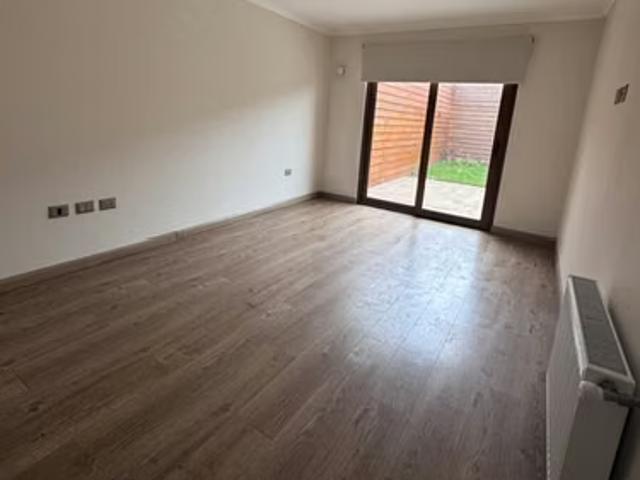 Casas en arriendo en Chillán | Se arrienda casa en condominio 3 dormitorios por CLP 1000. 00