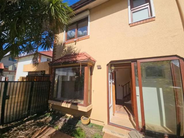 Casas en arriendo en Concepción | Arriendo casa 2D 2b 1E Lomas de San Sebastian 1825 dormitorios por CLP 850000.00
