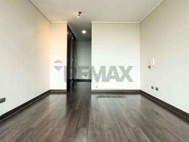 Casas en arriendo en Colina | Casa 5d4b con quincho y jardín chamisero 5 dormitorios por CLP 2000. 00