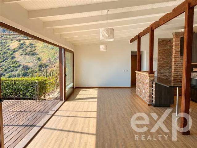 Casas en arriendo en Colina | Casa 1D1B con gran terraza y entorno natural Las Canteras 1 dormitorios por CLF 22.00