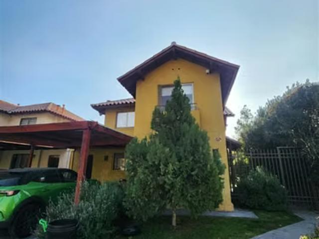 Casas en arriendo en Colina | CASA Chamisero 4 dormitorios por CLP 1600. 00
