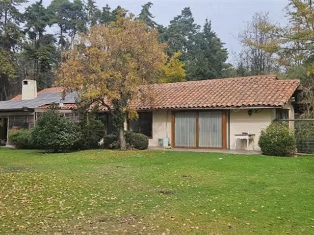 Casas en arriendo en Colina | Casa en arriendo de 4 dorm. En Colina 4 dormitorios por CLF 65.00