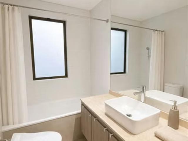 Casas en arriendo en Colina | Casa en arriendo de 4 dorm. En Colina 4 dormitorios por CLP 1800. 00