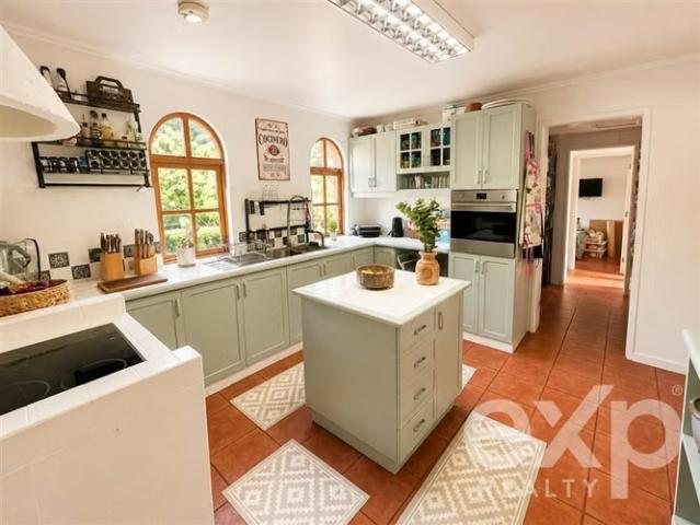 Casas en arriendo en Colina | Casa en arriendo de 5 dorm. En Chicureo 5 dormitorios por CLF 70.00