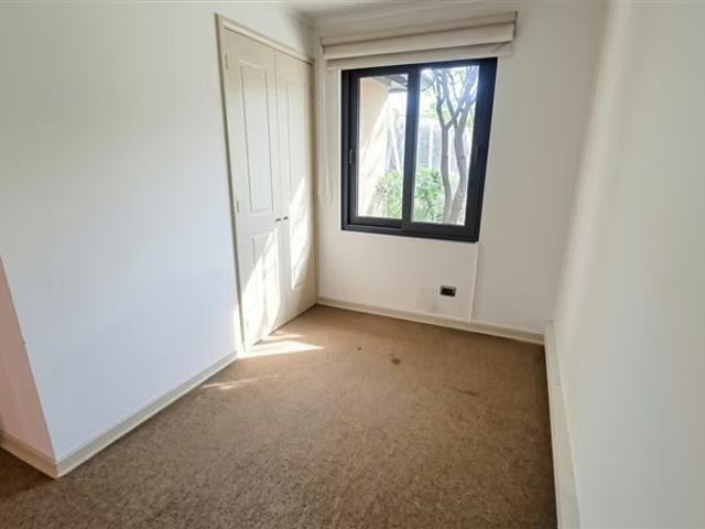 Casas en arriendo en Colina | Casa en arriendo de 5 dorm. En Chicureo, Piedra Roja 5 dormitorios por CLP 2100. 00