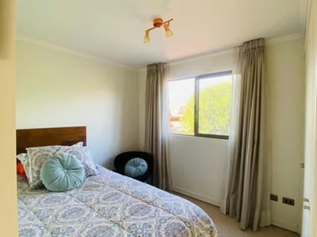 Casas en arriendo en colina | cercano a colegio highlands, cabo de hornos 3 dormitorios por clp 1150. 00