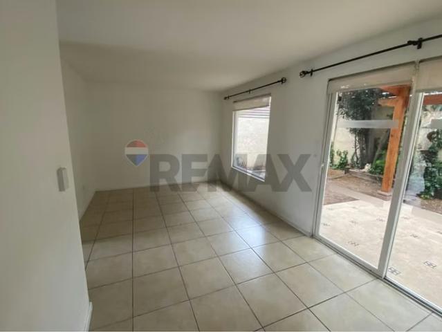 Casas en arriendo en Colina | Arriendo casa estancia liray pasaje cerrado 3 dormitorios por CLP 730000.00