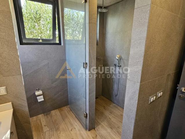 Casas en arriendo en colina | arriendo exclusiva casa 5d5b6e chicureo cond algarrobos iv 5 dormitorios por clp 3600. 00