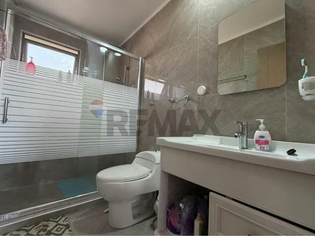 Casas en arriendo en Colina | Gran casa con jardín y espacios recreativos 3 dormitorios por CLP 1600. 00