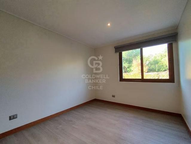 Casas en arriendo en Colina | Mediterránea Condominio Los Bosques | No Perimetral 7 dormitorios por CLP 2500. 00
