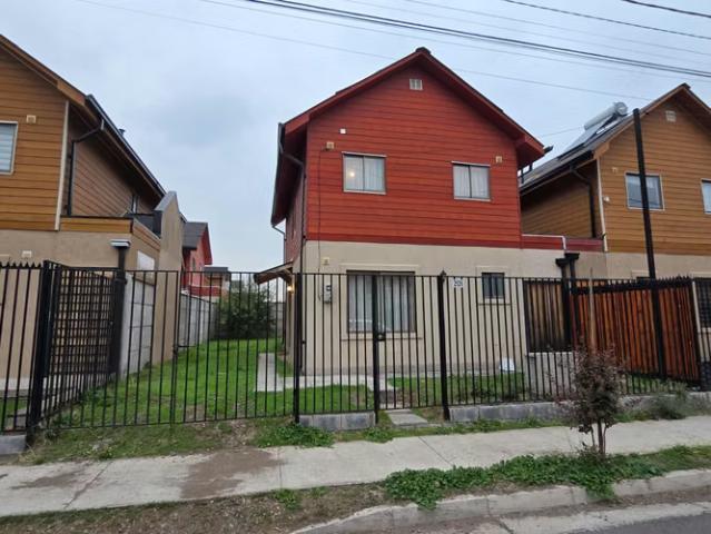 Casas en arriendo en Curicó | Arriendo Casa Amoblada – Ideal para Empresas Curicó 4 dormitorios por CLP 700000.00