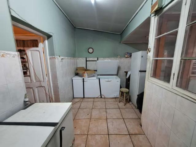 Casas en arriendo en Estación Central | Casa con terreno, negocios 1532 dormitorios por CLP 1400. 00