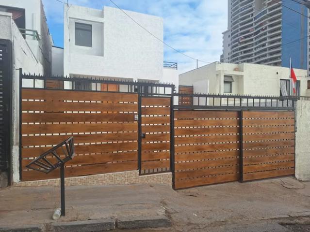 Casas en arriendo en Iquique | Se Arrienda acogedora casa en el sector sur de Iquique 3 dormitorios por CLP 1500. 00