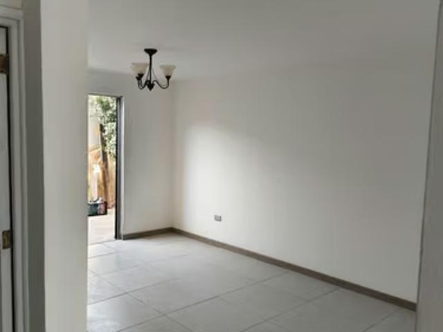 Casas en arriendo en la florida | clp 950000 linda casa arriendo la florida calle uruguay 3 dormitorios por clp 950000.00