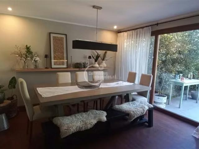 Casas en arriendo en La Reina | Casa en arriendo en La Reina 4 dormitorios por CLP 2000. 00