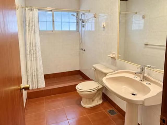 Casas en arriendo en la serena | se arrienda casa no amoblada, muy amplia y excelente distribución. 3 dormitorios por CLP 850000.00