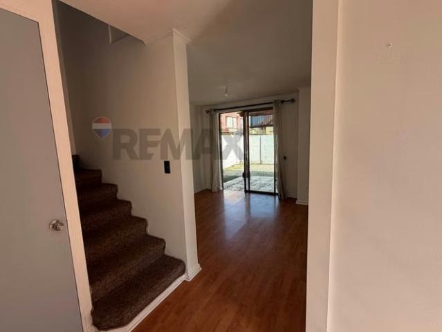 Casas en arriendo en Lampa | Casa excelente conectividad y gran patio 4 dormitorios por CLP 850000.00