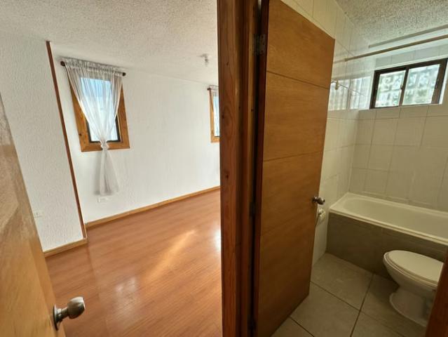 Casas en arriendo en Lampa | PARCELA DE 1.000 m2 en arriendo en loteo privado 5 dormitorios por clp 850000.00