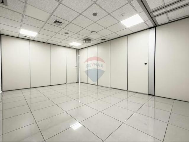 Casas en arriendo en Las Condes | Arriendo local alonso de cordoba 1 dormitorios por CLF 90.00