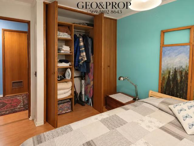 Casas en arriendo en | Las Condes 3D3B estacionamiento y Bodega metro Manquehue 3 dormitorios por CLP 1400. 00