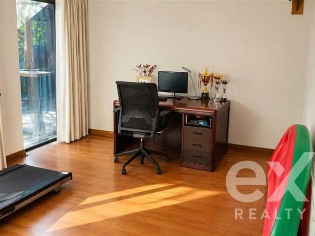 Casas en arriendo en Lo Barnechea | Casa en arriendo de 5 dorm. En Lo Barnechea 5 dormitorios por CLP 94.00