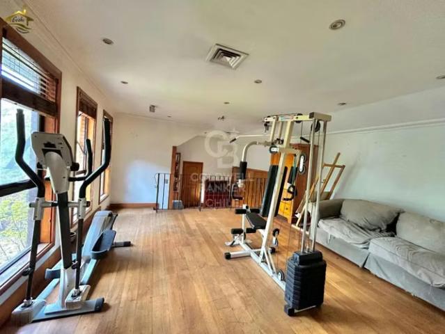 Casas en arriendo en Lo Barnechea | Espectacular Casa Los Trapenses La Dehesa 6 dormitorios por CLF 200.00