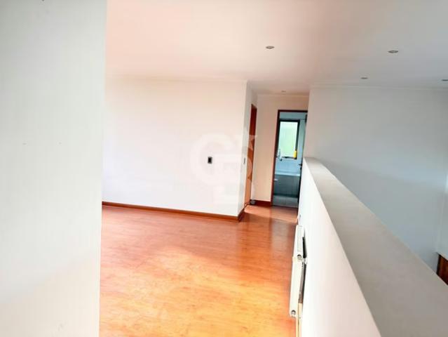 Casas en arriendo en Lo Barnechea | Hermosa Casa Mediterranea en condominio 5 dormitorios por CLF 95.00