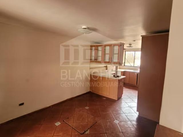 Casas en arriendo en Maipú | Arriendo Amplia Casa 4d/2b Ciudad Satélite 1877 dormitorios por CLP 750000.00