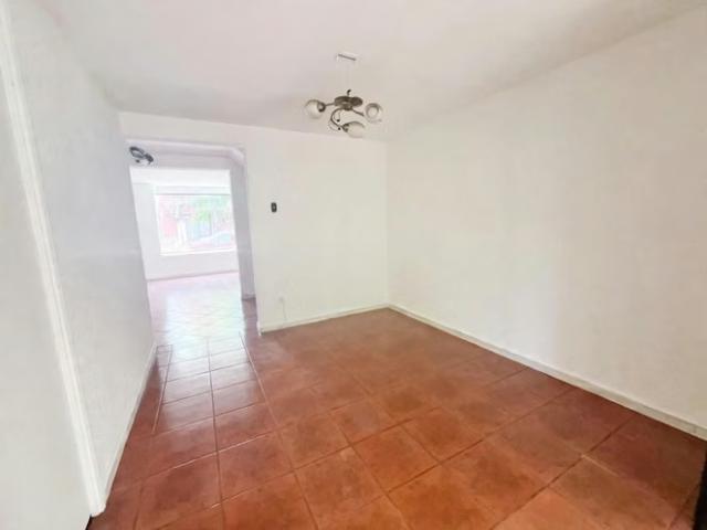 Casas en arriendo en maipú | arriendo amplía casa/ ciudad satélite maipu 4 dormitorios por clp 850000.00