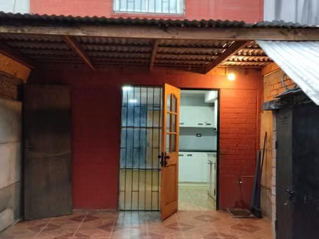 Casas en arriendo en Maipú | Casa en arriendo cerca Metro El Sol 1823 dormitorios por CLP 450000.00