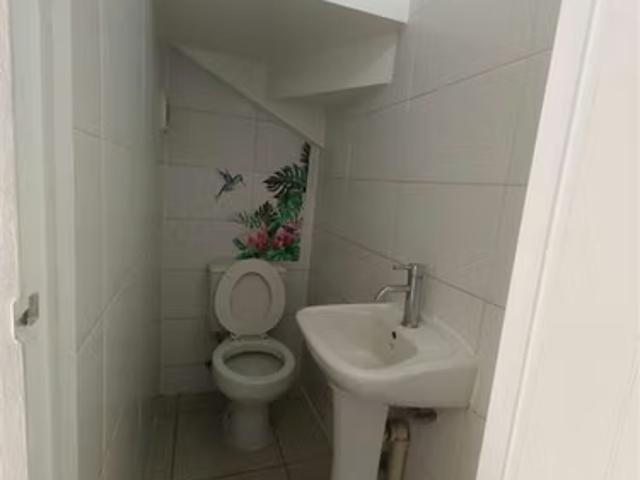 Casas en arriendo en Maipú | Hermosa casa en arriendo de 3D3B en Maipú, Calle el Rosal 3 dormitorios por CLP 1000. 00