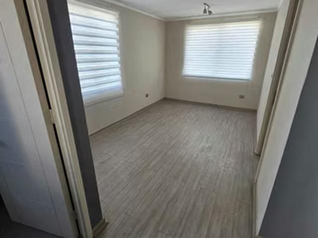 Casas en arriendo en Padre Hurtado | Amplia Casa 3D 3B Padre Hurtado 1824 dormitorios por CLP 1200. 00