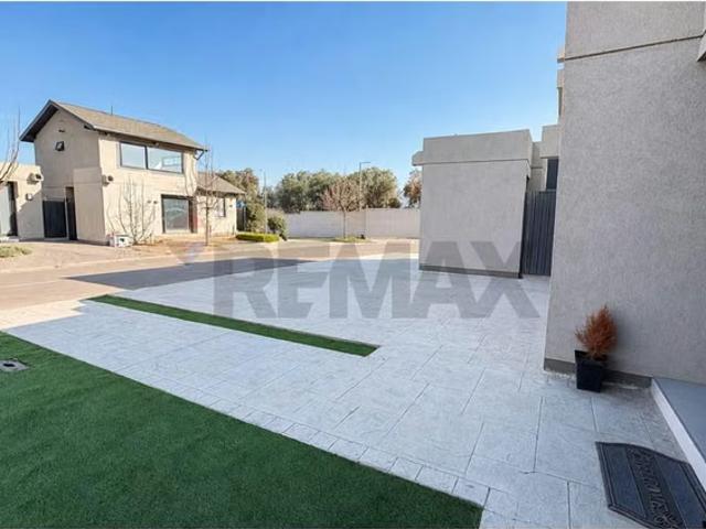 Casas en arriendo en Padre Hurtado | Arriendo casa en padre hurtado condominio 3 dormitorios por CLP 1130. 00