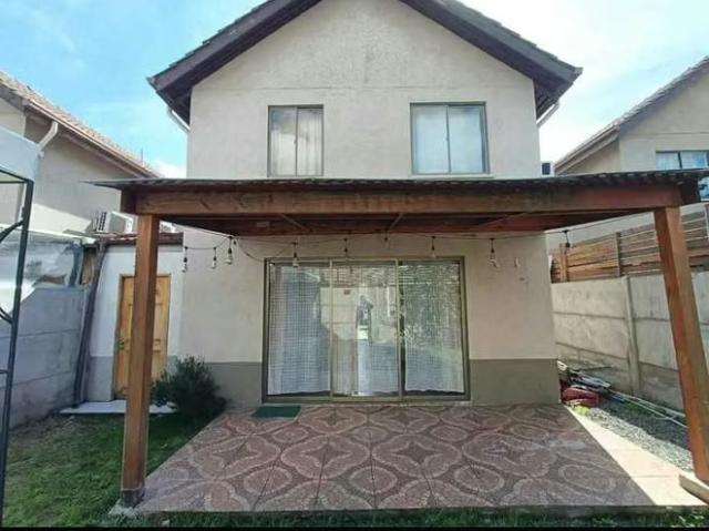 Casas en arriendo en Padre Hurtado | Condominio cerrado 1819 dormitorios por CLP 800000.00