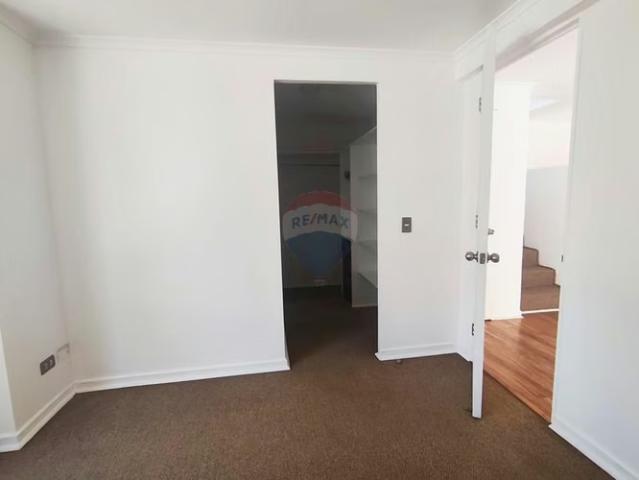 Casas en arriendo en Padre Hurtado | Casa arriendo padre hurtado, laguna del sol 4d+3b 4 dormitorios por CLP 1000. 00