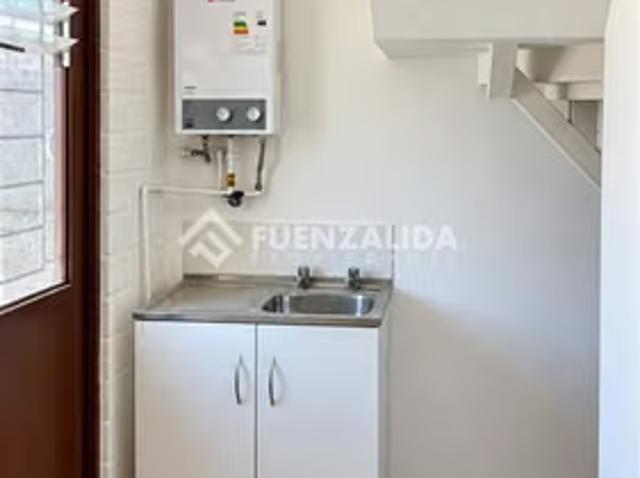 Casas en arriendo en Padre Hurtado | Casa en arriendo de 3 dorm. 2 baños en Padre Hurtado 3 dormitorios por CLP 580000.00