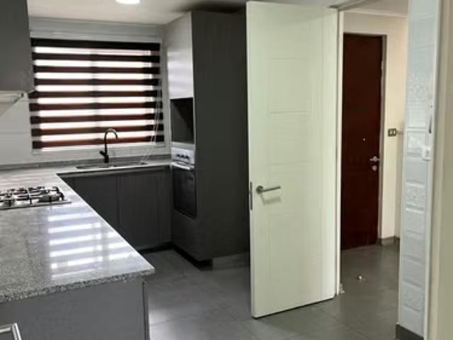 Casas en arriendo en Padre Hurtado | CASA Impecable casa estilo mediterranea, en Condominio Laguna del Sol 3 dormitorios por CLP 1200. 00