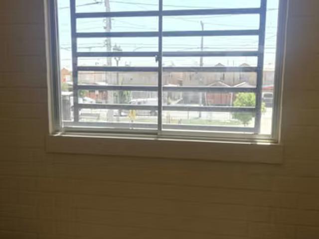 Casas en arriendo en Padre Hurtado | Residencia frente a plaza 1876 dormitorios por CLP 480000.00