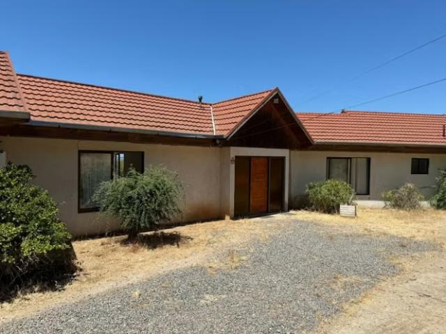 Casas en arriendo en pencahue | casa arrendamos casa camino a los cristales sector buena vista 3 dormitorios por clp 700000.00