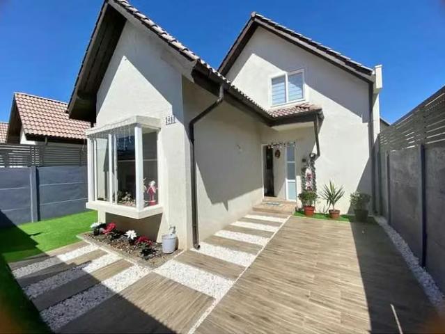 Casas en arriendo en Peñaflor |. 1816 dormitorios por CLP 750000.00