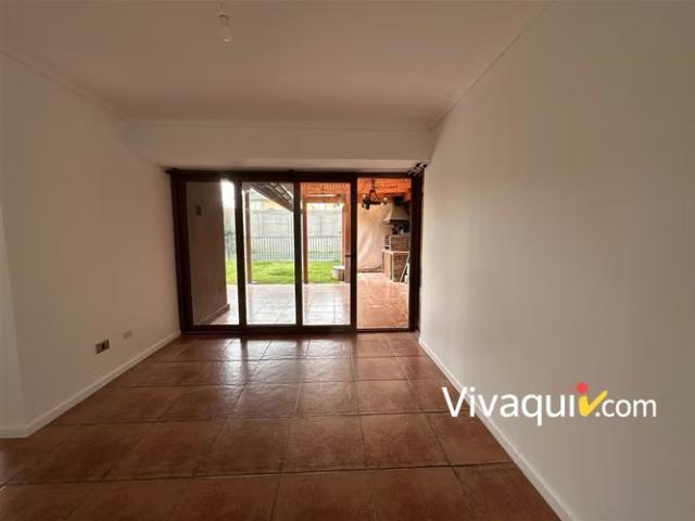 Casas en arriendo en Peñalolén | Casa en arriendo de 6 dorm. En Peñalolén 6 dormitorios por CLF 58.00
