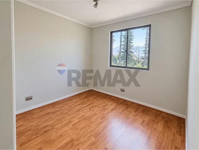 Casas en arriendo en Peñalolén | ¡impulsa tu negocio en el corazón de peñalolén! 4 dormitorios por CLP 1600. 00